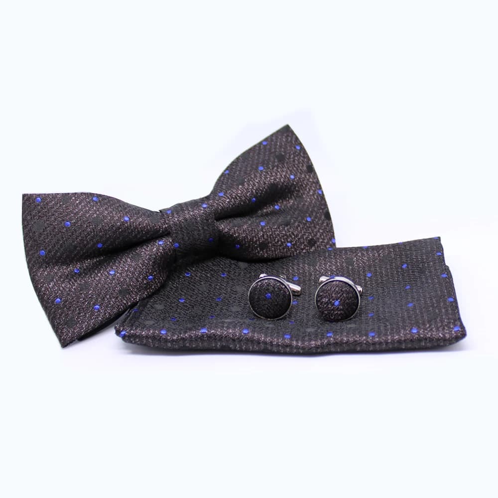 Set mit Fliege, Einstecktuch und Manschettenknöpfen - Braun mit blauen Punkten