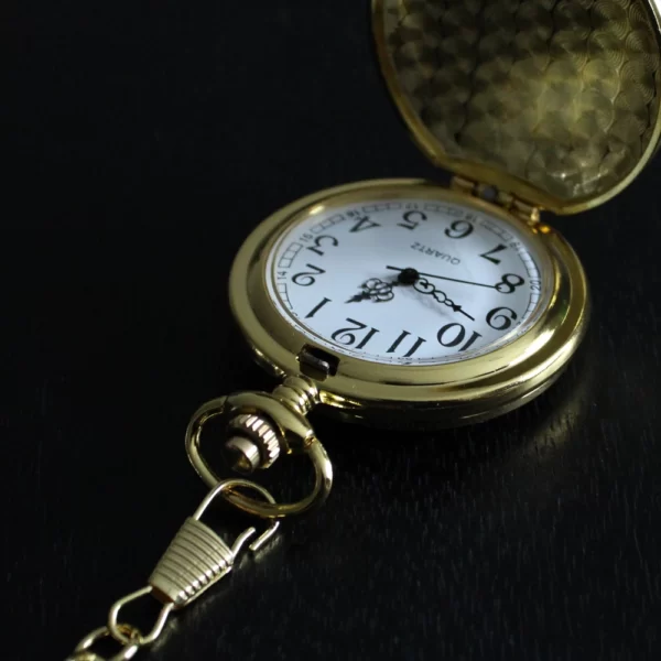 Gouden zakhorloge met ketting – klassiek