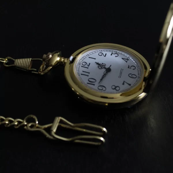 Gouden zakhorloge met ketting – klassiek